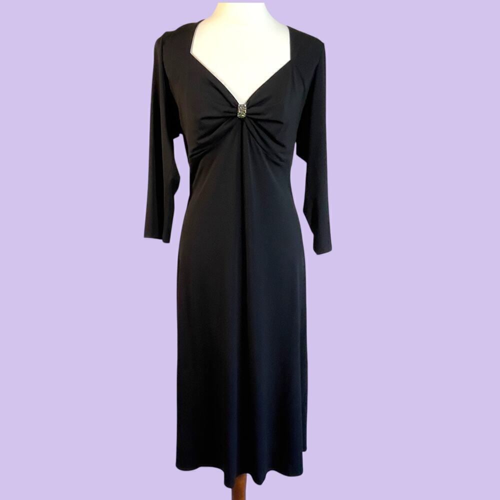 Vintage black formal dress with crystal brooch 14W